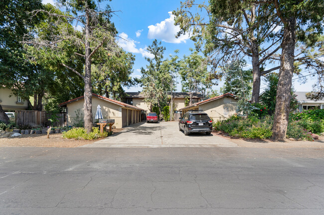 1143 Smith Ave in Campbell, CA - Building Photo - Building Photo