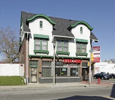 2675-2679 N Holton St in Milwaukee, WI - Building Photo