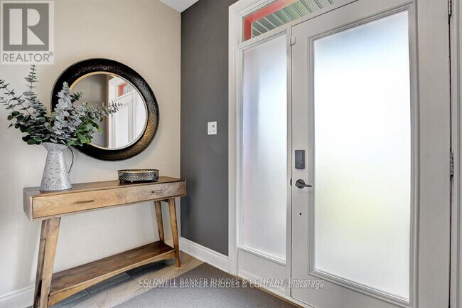308 Rosina Way in Ottawa, ON - Building Photo - Building Photo