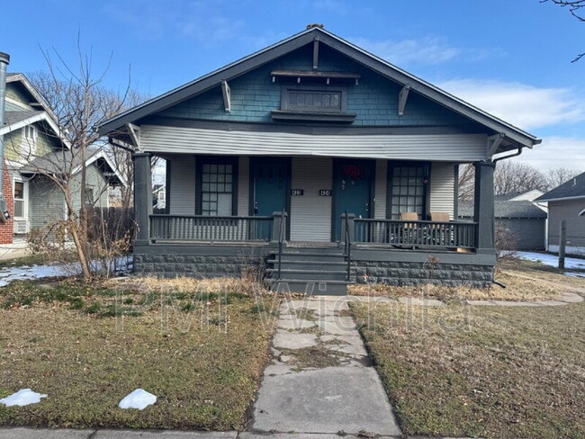 property at 422 S Glenn St