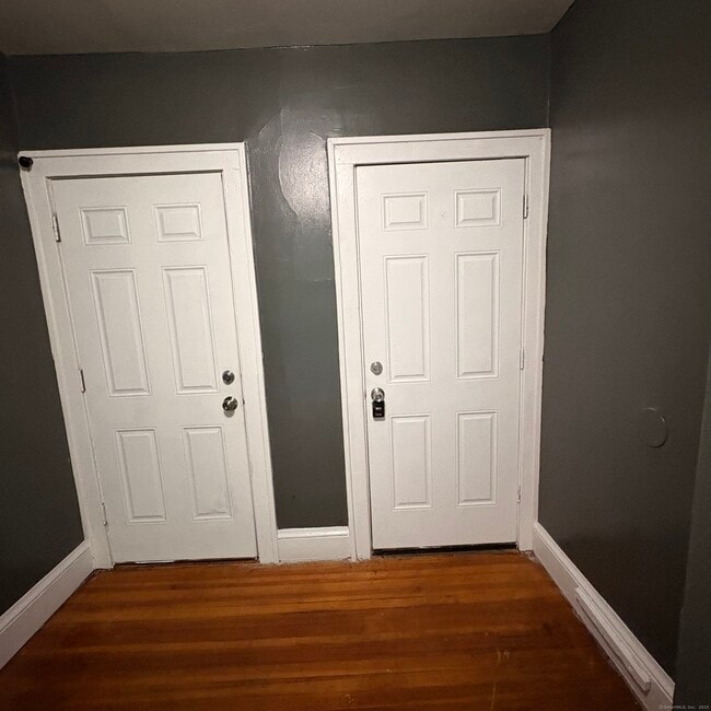 445 Barbour St in Hartford, CT - Building Photo - Building Photo
