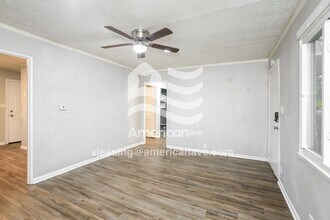 2036 W Kessler Blvd N Dr in Indianapolis, IN - Building Photo - Building Photo