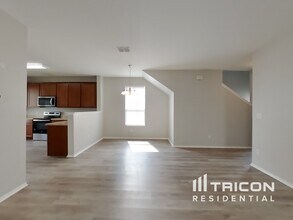 11751 Deer Ml in San Antonio, TX - Building Photo - Building Photo