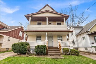 8906 Jeffries Ave in Cleveland, OH - Building Photo