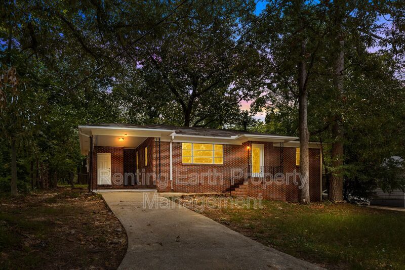 1133 Woodslee St in Birmingham, AL - Building Photo