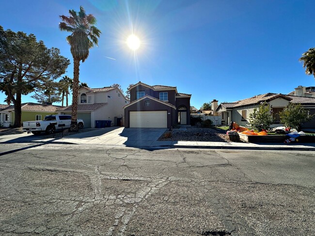 1645 Autumn Rust Dr in Las Vegas, NV - Building Photo - Building Photo