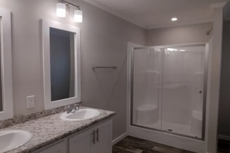 37399 Sandstone Trl in Lenox, MI - Building Photo - Building Photo