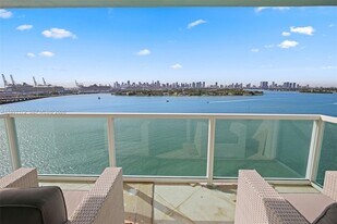 650 West Ave in Miami Beach, FL - Building Photo