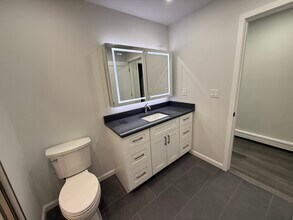 53 Homeland Dr, Unit B in Huntington, NY - Building Photo - Building Photo