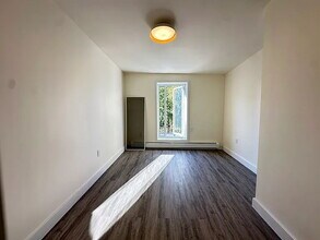 101 Pioneer St in Brooklyn, NY - Building Photo - Building Photo