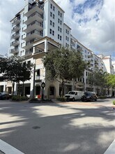 4100 Salzedo St in Coral Gables, FL - Building Photo - Building Photo