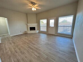 928 Carlin Ln in Burleson, TX - Building Photo - Building Photo