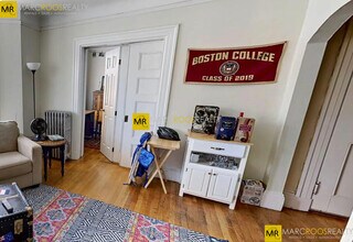 54 Babcock St, Unit 2 in Brookline, MA - Building Photo - Building Photo