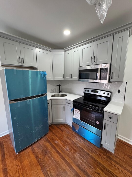 177-58 Leslie Rd in Queens, NY - Building Photo