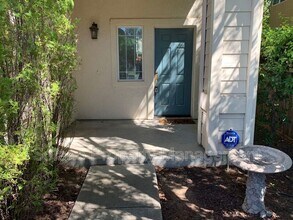 667 Grafton Way in Vacaville, CA - Building Photo - Building Photo