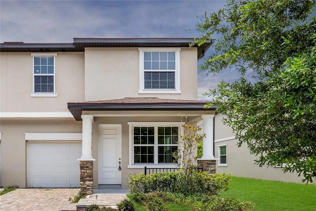 4433 Summer Flowers Pl in Kissimmee, FL - Foto de edificio