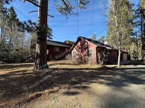 42460 Fox Farm Rd in Big Bear Lake, CA - Building Photo - Building Photo