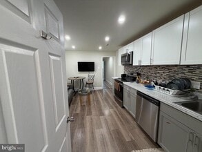 5933 Ogontz Ave in Philadelphia, PA - Building Photo - Building Photo