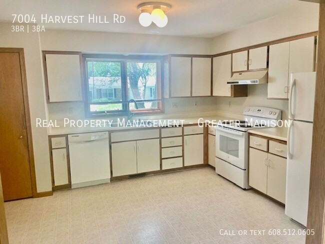 7004 Harvest Hill Rd in Madison, WI - Foto de edificio - Building Photo