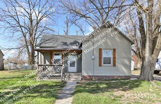 1831 N Rogers Ave in Springfield, MO - Building Photo