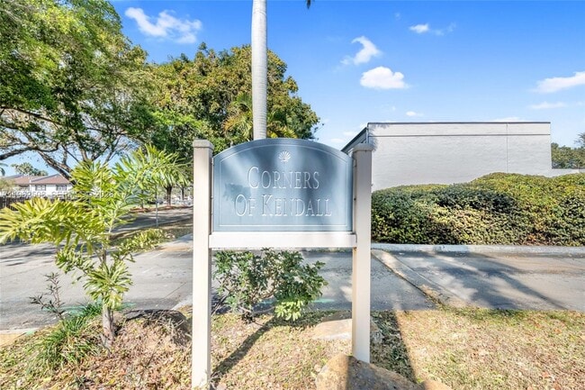 15007 SW 80th Terrace in Miami, FL - Building Photo - Building Photo