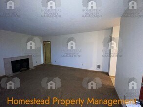 851 Hylo Rd SE in Salem, OR - Building Photo - Building Photo