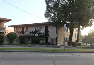 281 S Avenue 52 in Los Angeles, CA - Building Photo - Building Photo