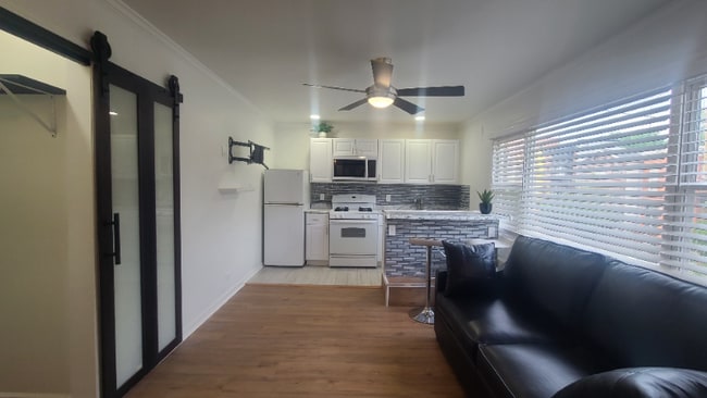 589 Bramhall Ave in Jersey City, NJ - Building Photo - Building Photo