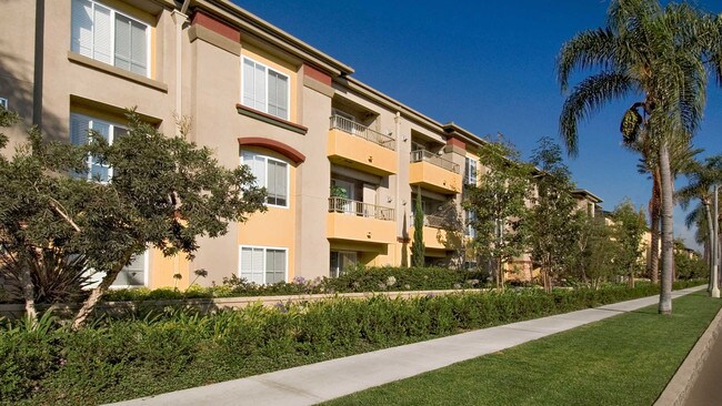 Westside in Los Angeles, CA - Foto de edificio - Building Photo