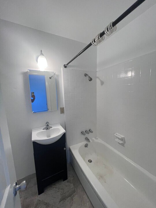 253 S Pacific Ave in Ventura, CA - Building Photo