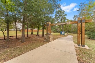 8546 Burdekin Rd in Magnolia, TX - Building Photo - Building Photo