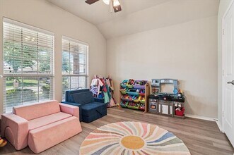 9704 Sleepy Hollow Dr in McKinney, TX - Building Photo - Building Photo