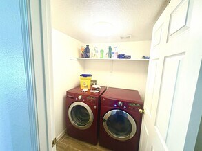 10960 Woolwich Way in Mather, CA - Building Photo - Building Photo