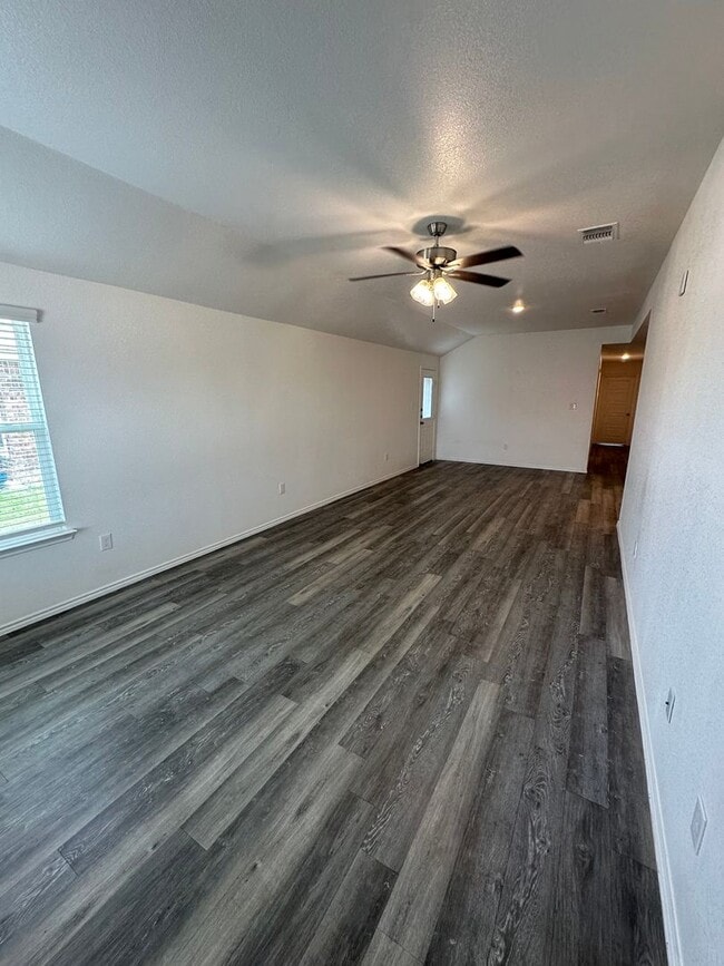3311 Stonewall Dr in Temple, TX - Foto de edificio - Building Photo