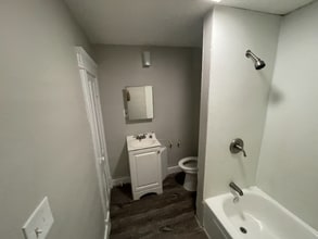 1733-1737 Long Ave, Unit 1733 Long Ave in Lorain, OH - Foto de edificio - Building Photo