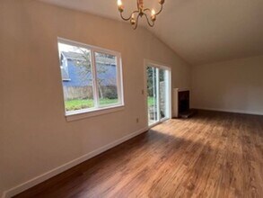 6210 142nd Pl SE in Everett, WA - Building Photo - Building Photo