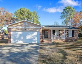 6466 Brookshire St in Fayetteville, NC - Building Photo