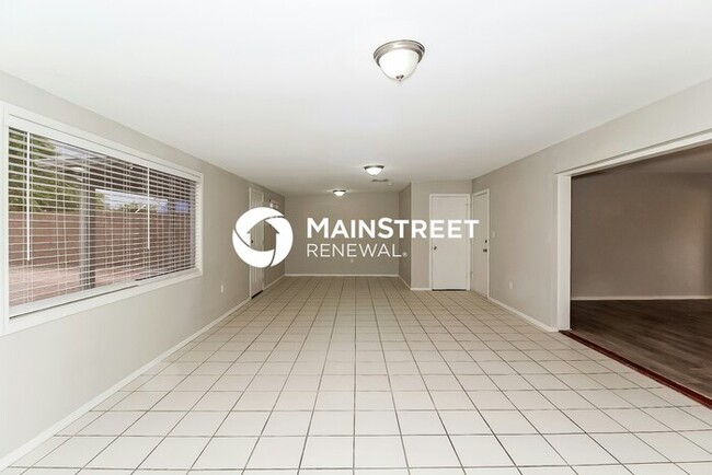 property at 3638 W Luke Ave