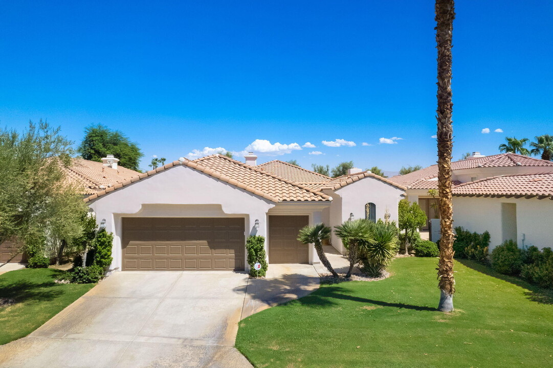 79320 Toronja in La Quinta, CA - Building Photo