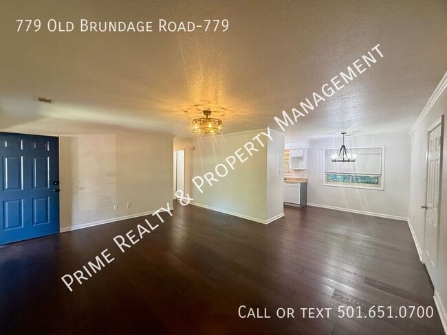 779 Old Brundage Rd in Hot Springs, AR - Foto de edificio - Building Photo