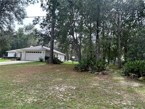 5774 N Lamp Post Dr in Beverly Hills, FL - Building Photo - Building Photo