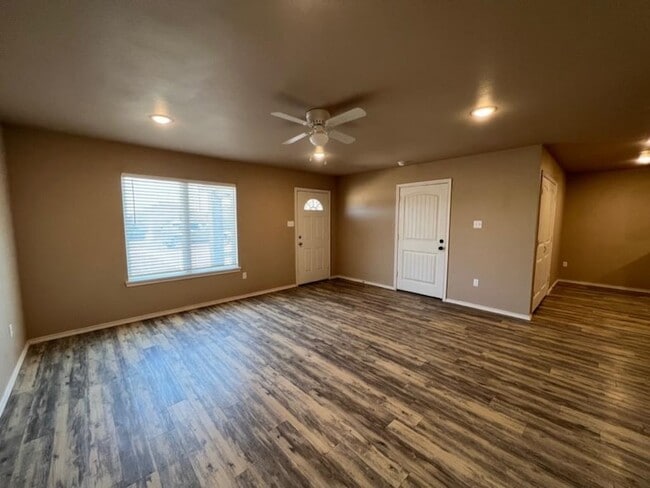 2407 N Avenue N Unit in Lubbock, TX - Building Photo - Building Photo