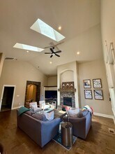 60354 Hedgewood Ln in Bend, OR - Building Photo - Building Photo