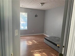 3090 Fields Dr in Stonecrest, GA - Building Photo - Building Photo