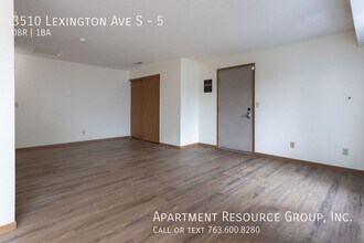 3510 Lexington Ave S in Eagan, MN - Building Photo - Building Photo