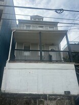 3706 Mintwood St in Pittsburgh, PA - Building Photo