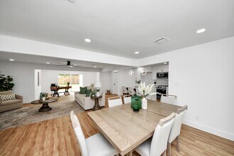 6249 Locke Ln in Houston, TX - Foto de edificio - Building Photo