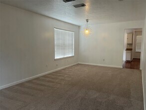 14423 Parkesgate Dr in Houston, TX - Foto de edificio - Building Photo