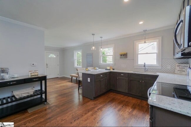 6 Pleasant Ridge Ave in Greenville, SC - Building Photo - Building Photo