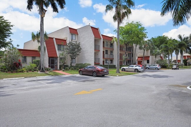 4393 Trevi Ct in Greenacres, FL - Building Photo - Building Photo